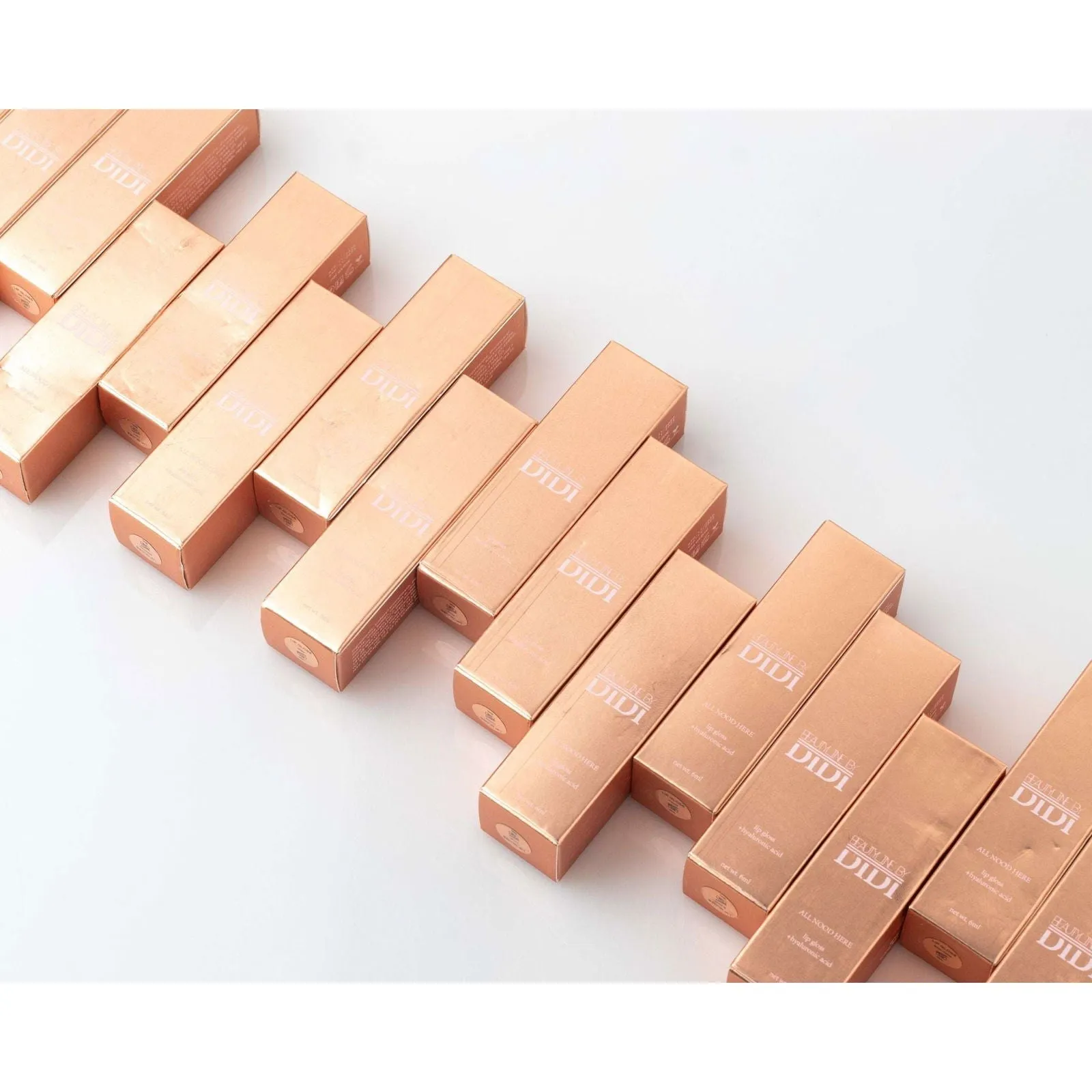 All Nood Here Lip Gloss With Hyaluronic Acid