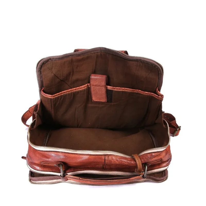 Hain - The Backpacker