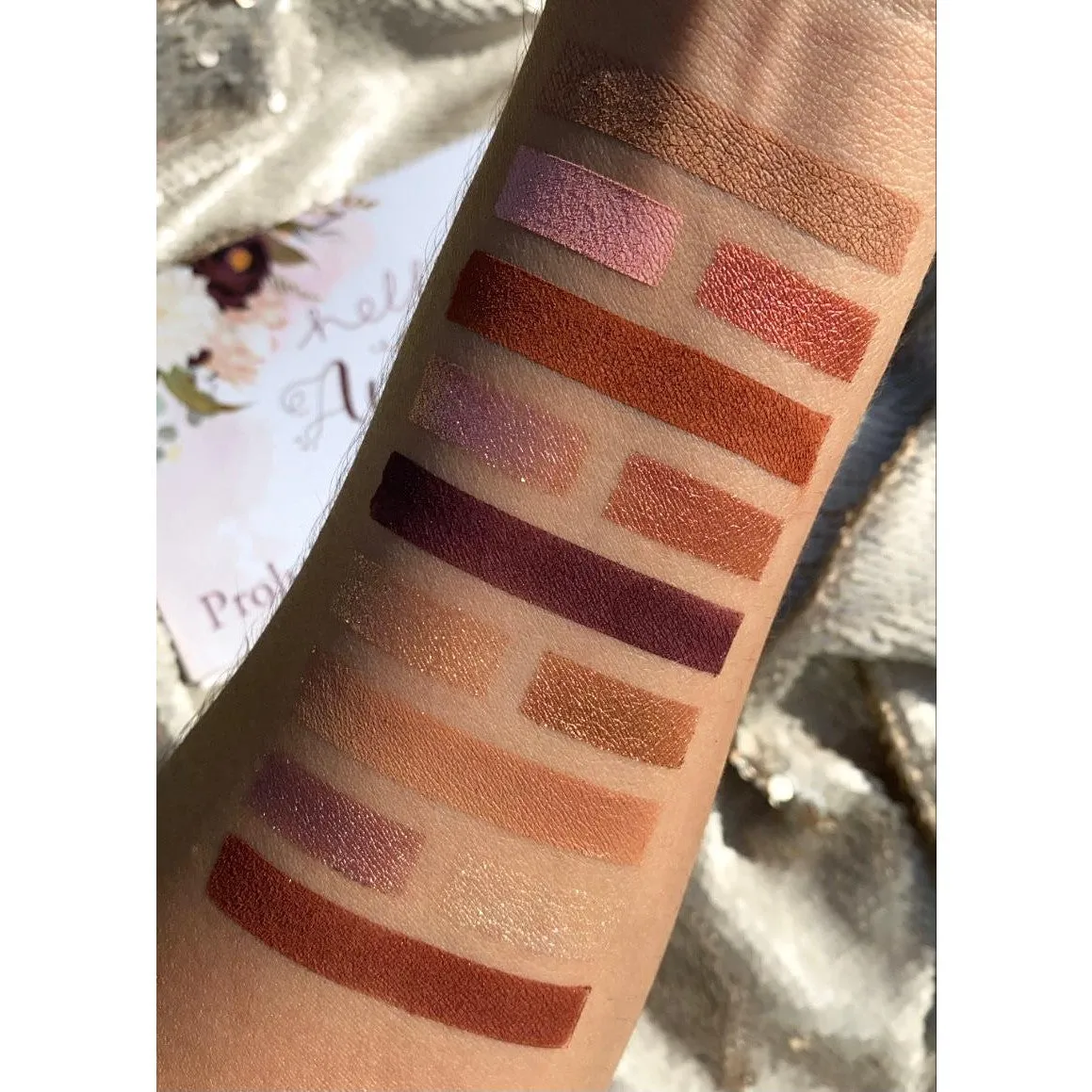Hello Autumn Eyeshadow Palette
