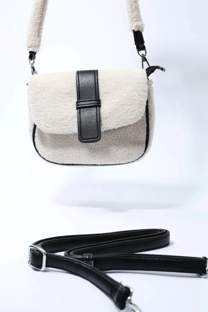 Ossa Black   Vista Milk