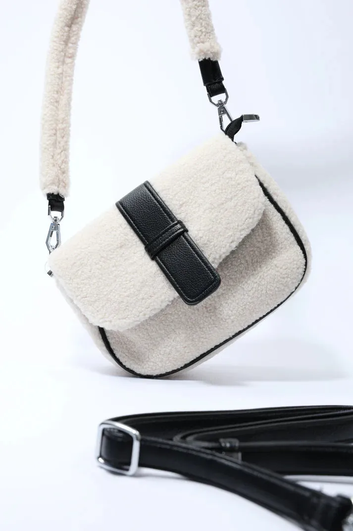 Ossa Black   Vista Milk