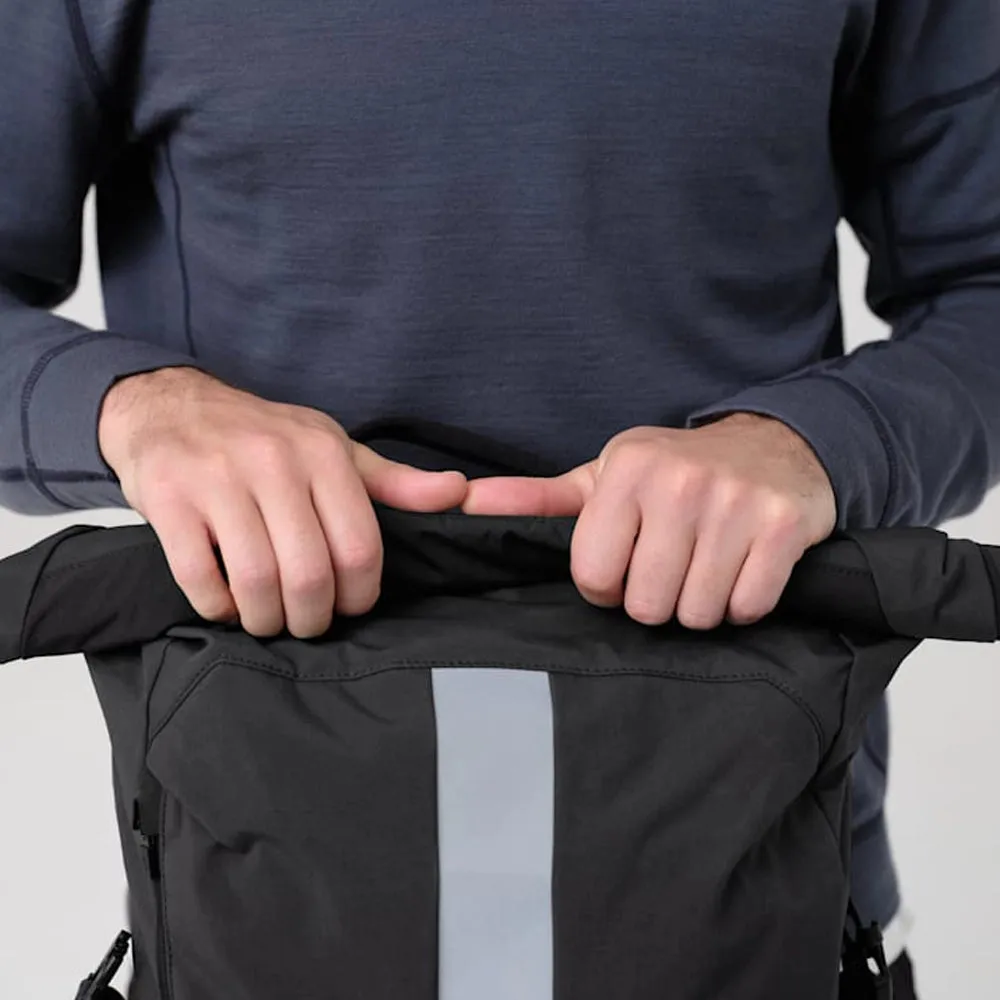 RAPHA Roll Top Backpack 20L - Black/Black