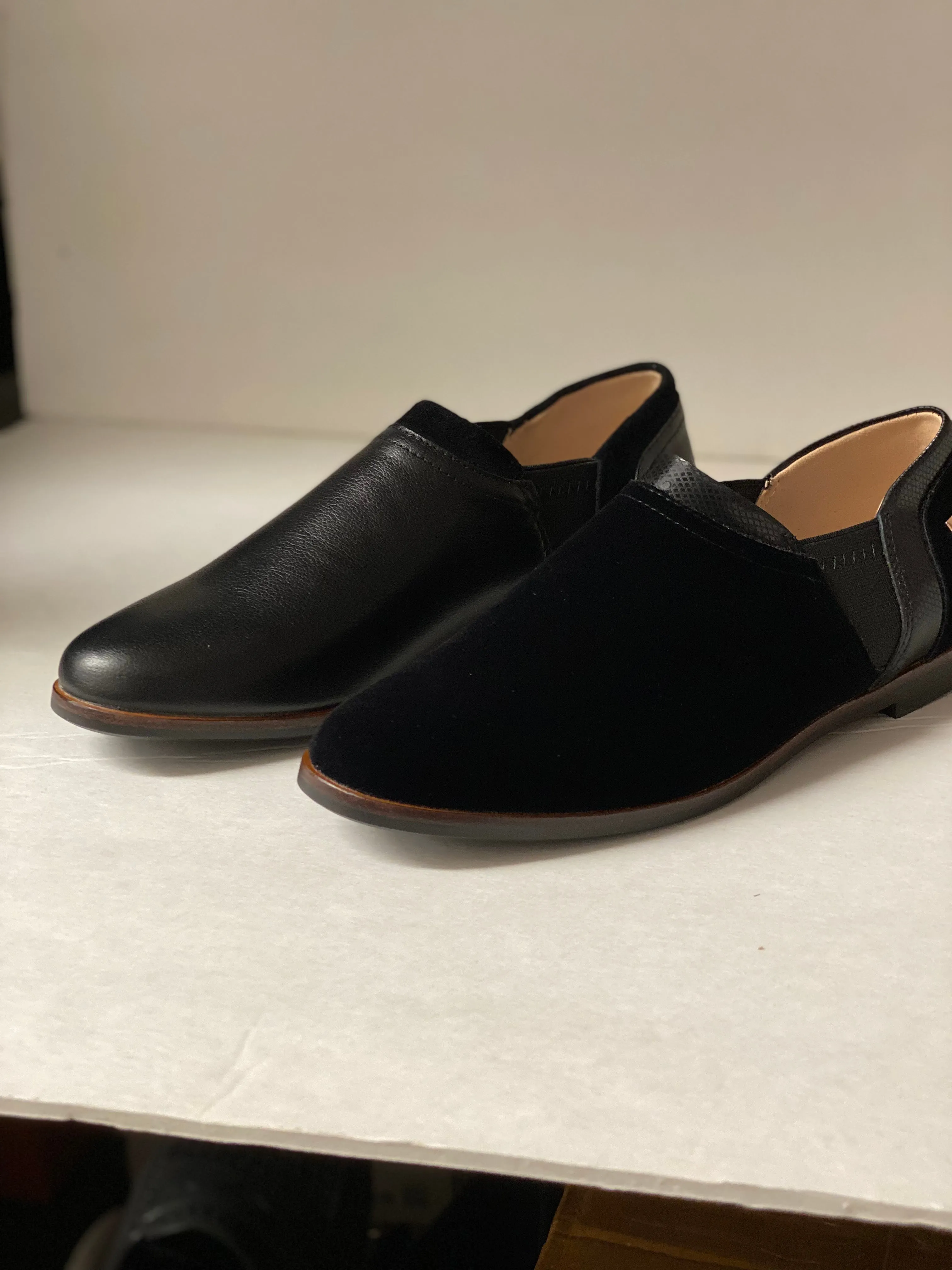 SALE Venettini Sandra Zippered Side Ankle Shoe